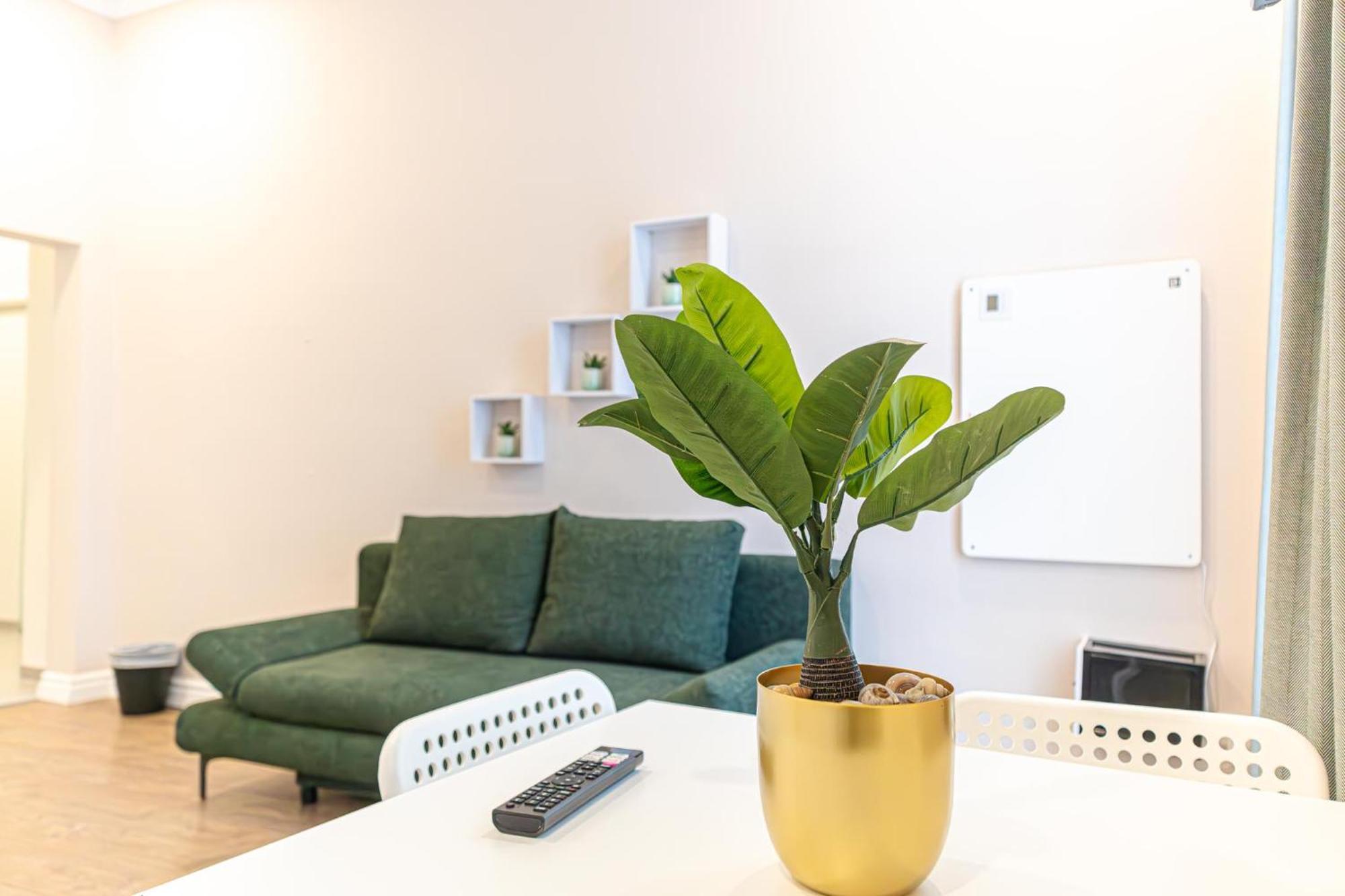 Stylish Studio Apartment Wiener Stadthalle Eksteriør billede