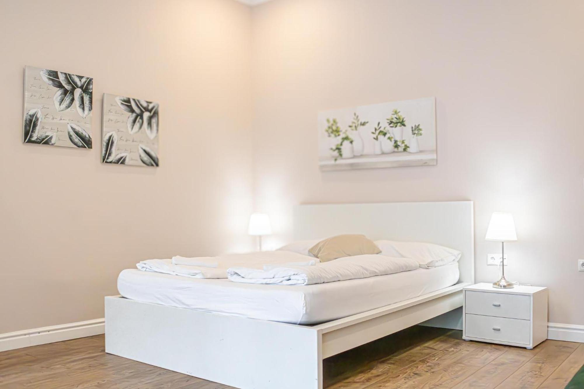 Stylish Studio Apartment Wiener Stadthalle Eksteriør billede